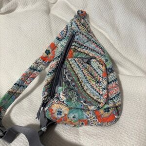 Vera Bradley Slingbag